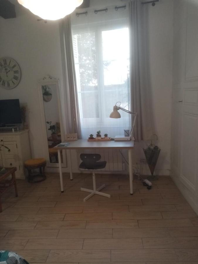 Apartament Les Amandiers Tours Zewnętrze zdjęcie